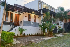 Villa Beverly Lembang Bandung 3