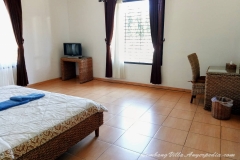 Villa-Gunung-Putri-3-Kamar-Osmond-Lembang23