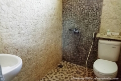 Villa-Kencana-6-Kamar-Osmond-Lembang18
