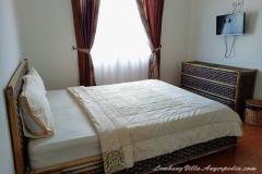 Villa-Kencana-6-Kamar-Osmond-Lembang19
