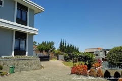 Villa-Kencana-6-Kamar-Osmond-Lembang5