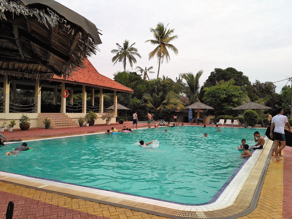 Bandulu Water Sport Anyer Villa Keren Di Anyer Dengan Kolam Renang Besar Dan Pantai Berpasir Yang Landai Villa Di Anyer Carita Tanjung Lesung